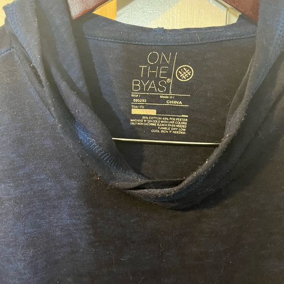 Men’s Small Navy Blue Long Sleeve Hoodie Tshirt by On The Bias Preloved Fashion - Picture 4 of 7